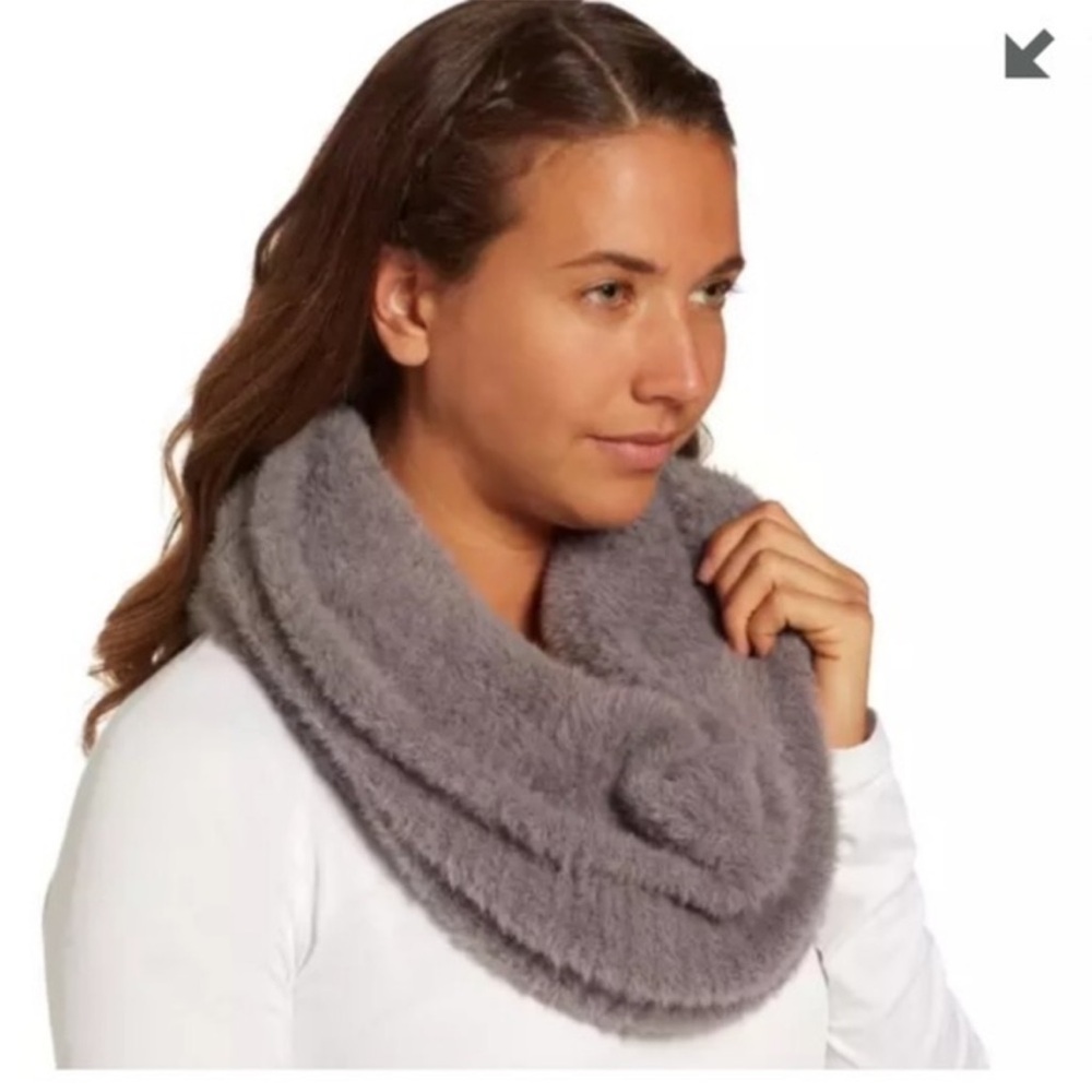 Calia Fuzzy Snood in Shark Gray/Purple Infinity Scarf Like New